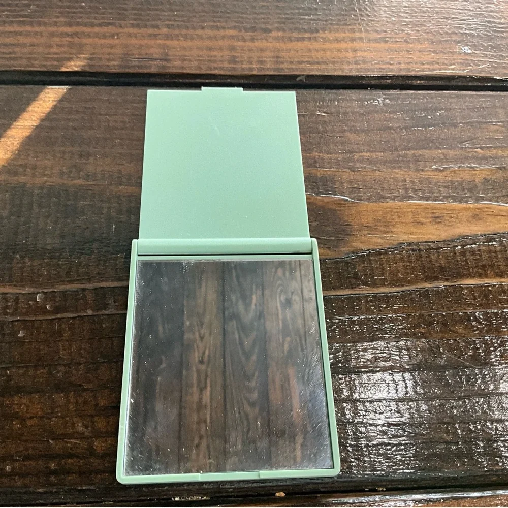 Vintage Clinique Green Compact Travel Mirror
